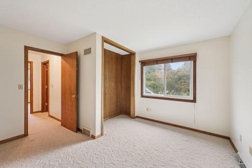 5122 Clear Spring Road, Minnetonka, MN 55345