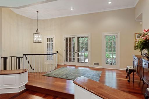 1250 French Creek Drive, Wayzata, MN 55391