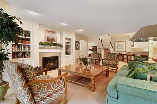 1250 French Creek Drive, Wayzata, MN 55391