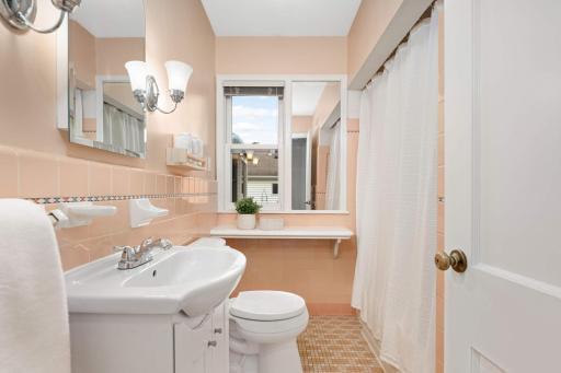 7201 Oliver Avenue S, Minneapolis, MN 55423