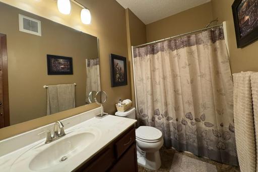 16180 Tahinka Place NW, Prior Lake, MN 55372