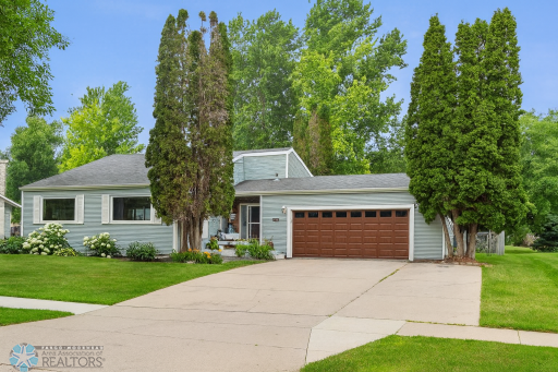 3402 Par Street N, Fargo, ND 58102