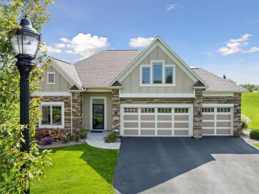 8817 Upper 7th Place N, Lake Elmo, MN 55042