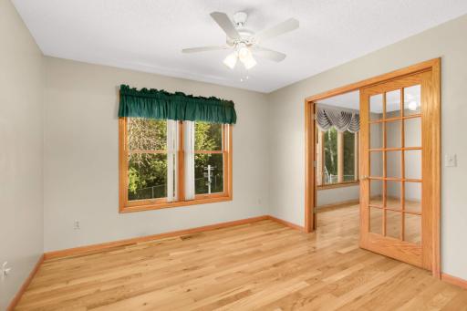 1985 Cope Avenue E, Saint Paul, MN 55109