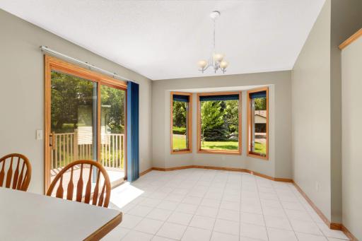 1985 Cope Avenue E, Saint Paul, MN 55109