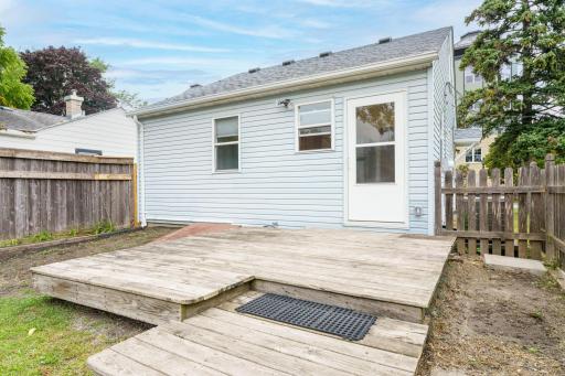 1756 Norfolk Avenue, Saint Paul, MN 55116
