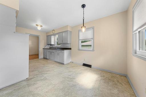 1406 Albers Path, Faribault, MN 55021