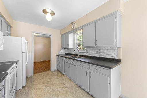 1406 Albers Path, Faribault, MN 55021