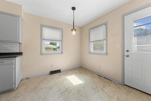 1406 Albers Path, Faribault, MN 55021