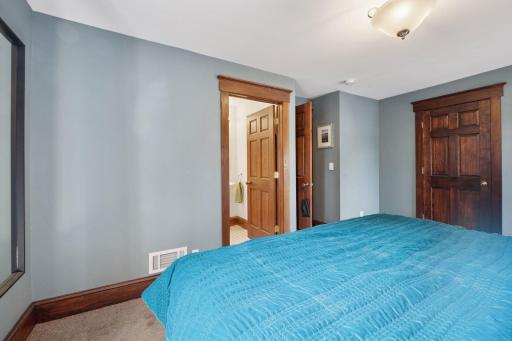 3437 Chicago Avenue, Minneapolis, MN 55407