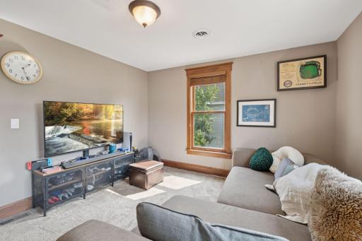 3437 Chicago Avenue, Minneapolis, MN 55407