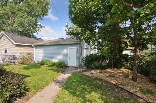 3437 Chicago Avenue, Minneapolis, MN 55407