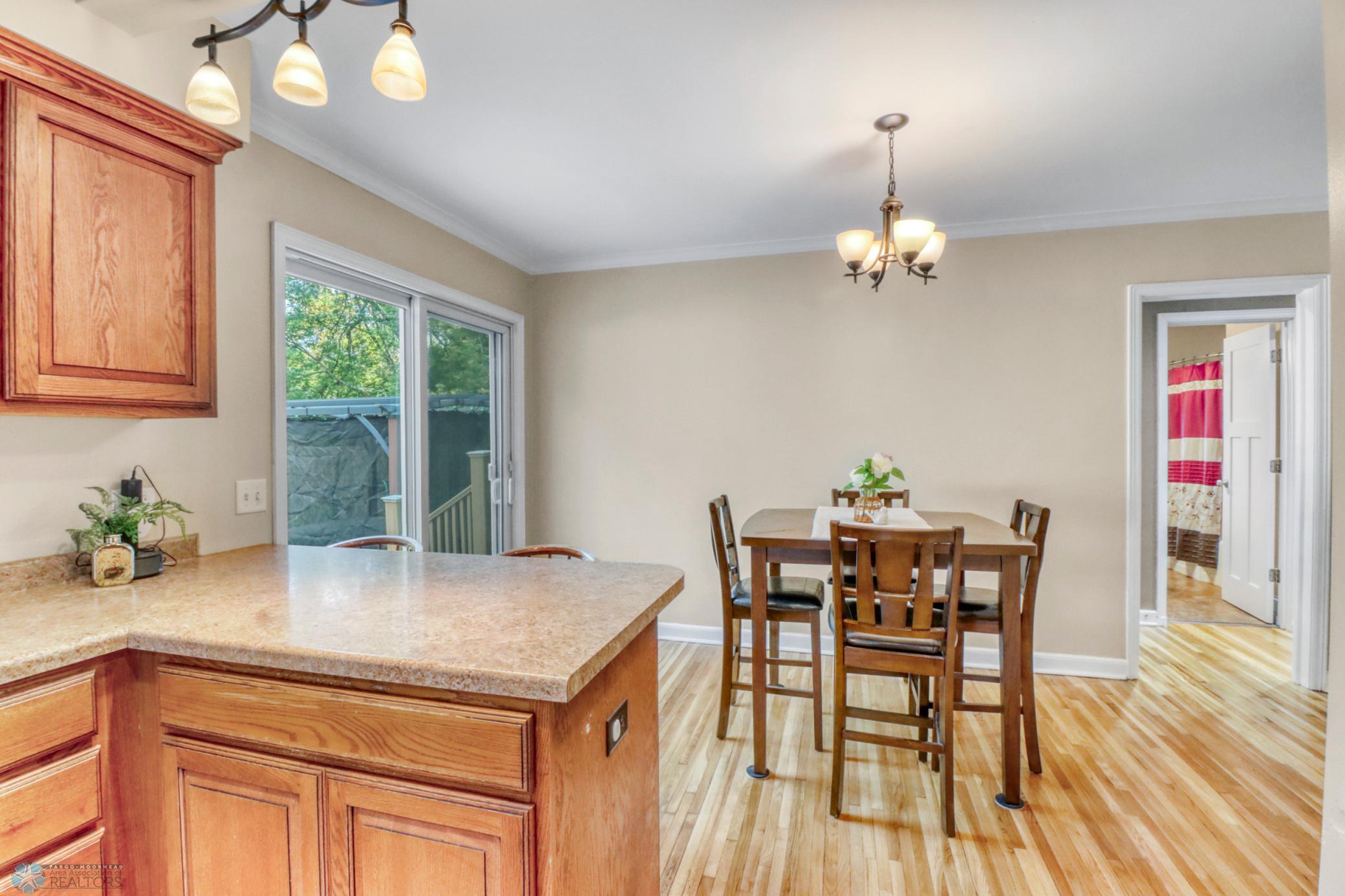 Kitchen1_7.JPG