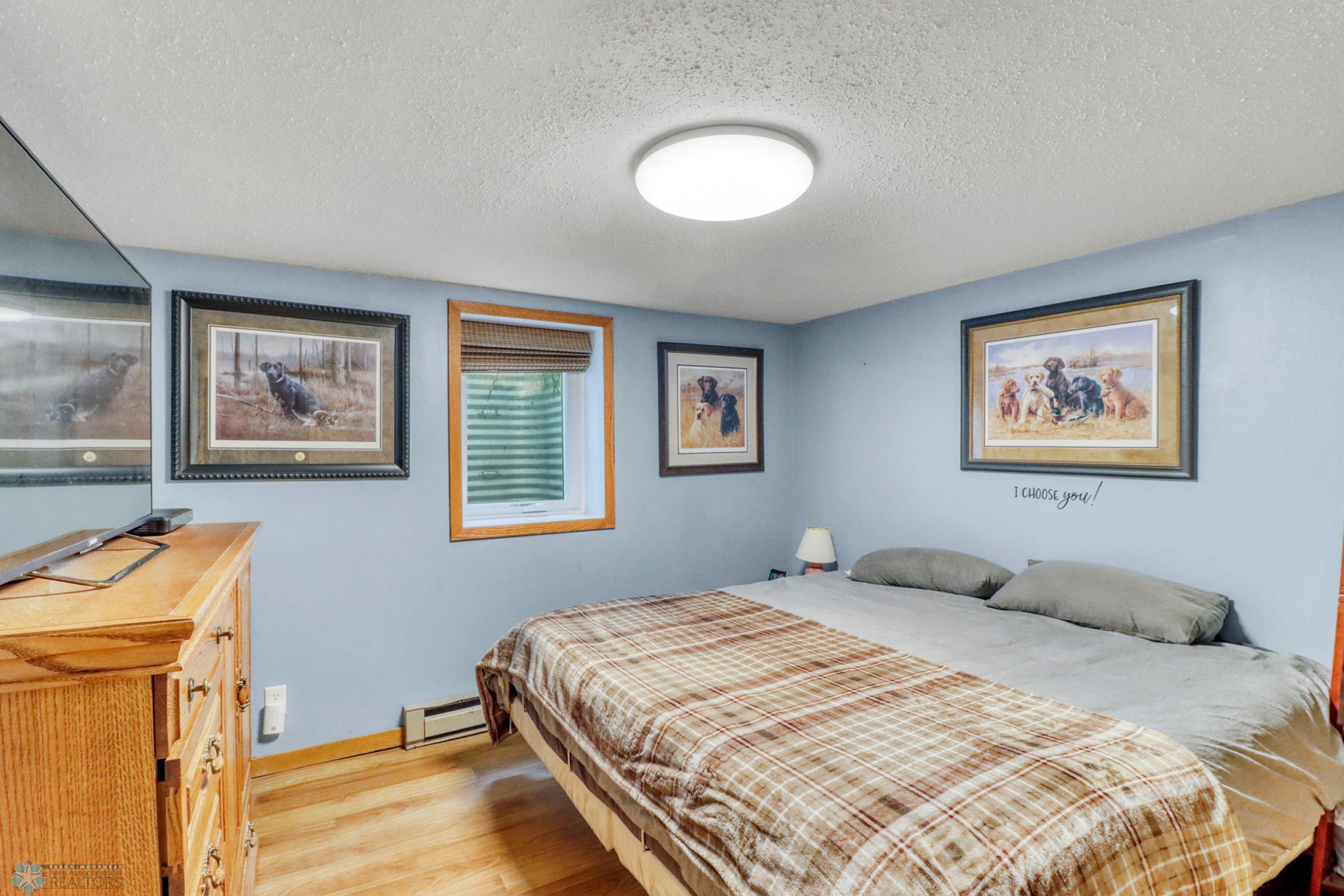 Basement Bedroom1_1.JPG