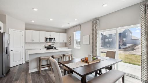 Bright and beautiful, two words to describe the kitchen in the Holcombe. *Photos are of model home, finishes in actual home may vary.