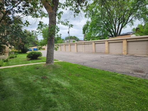 7000 Sandell Avenue, 1-18, Edina, MN 55435