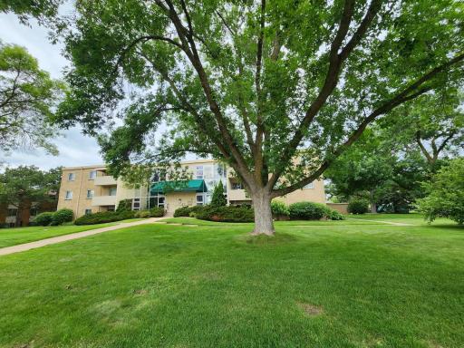 7000 Sandell Avenue, 1-18, Edina, MN 55435