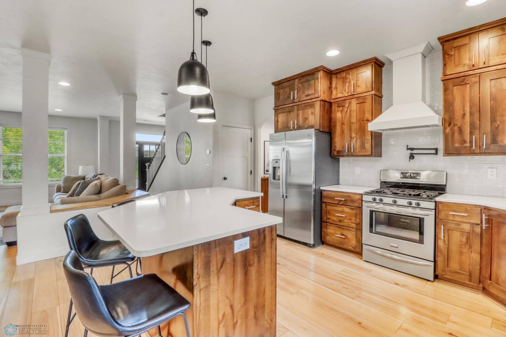 Kitchen1_4.JPG