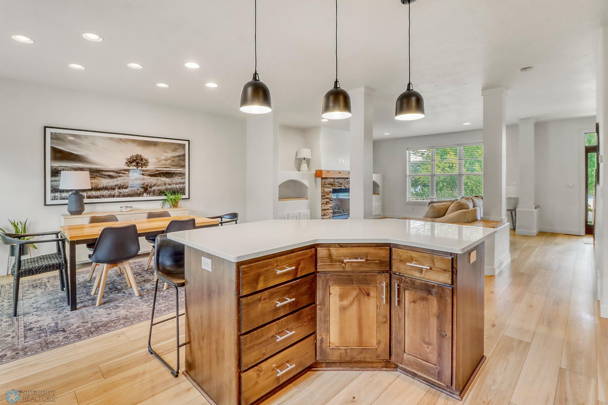 Kitchen1_5.JPG