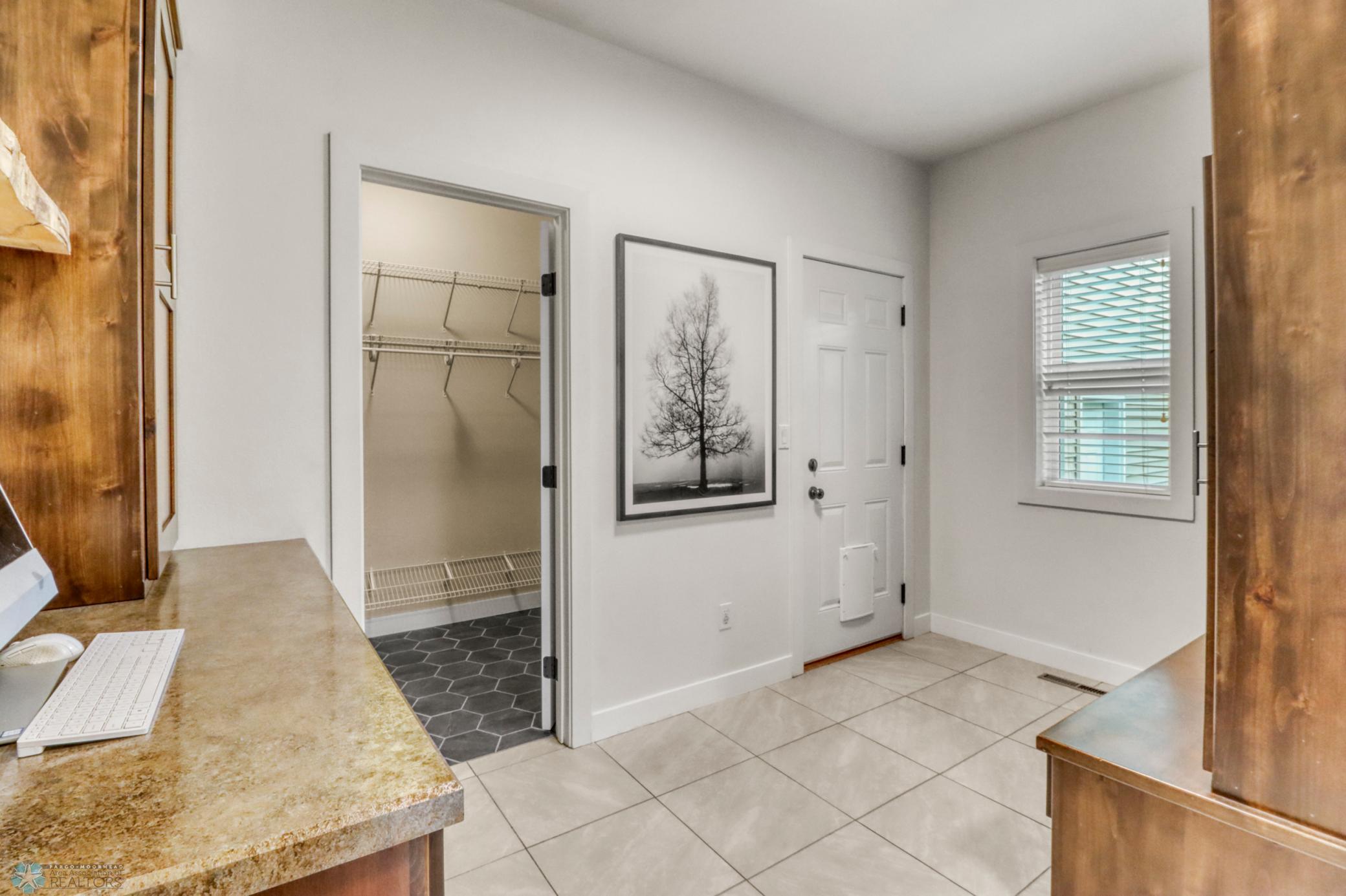 Mudroom1_3.JPG