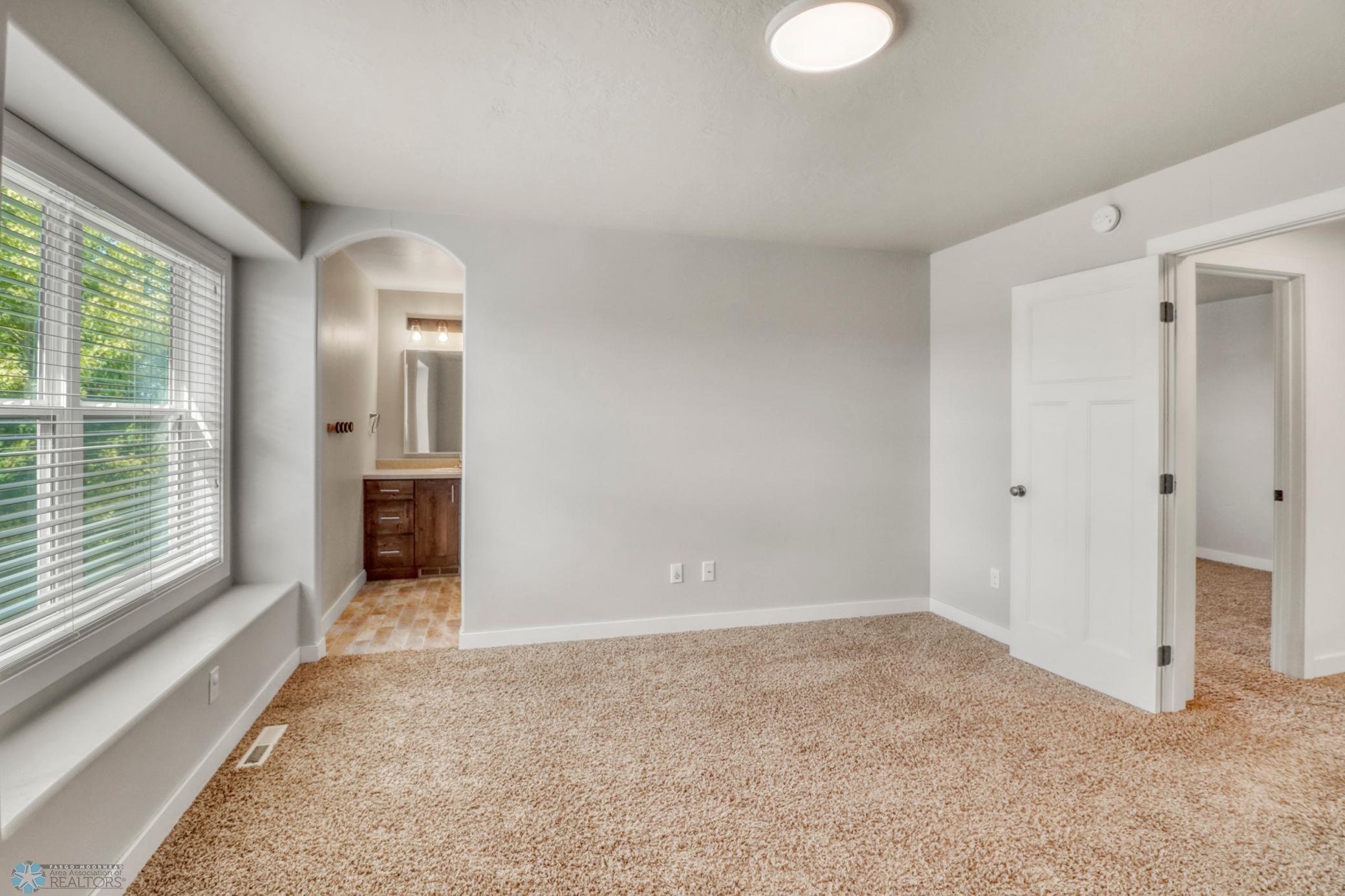Upstairs Bedroom1_3.JPG