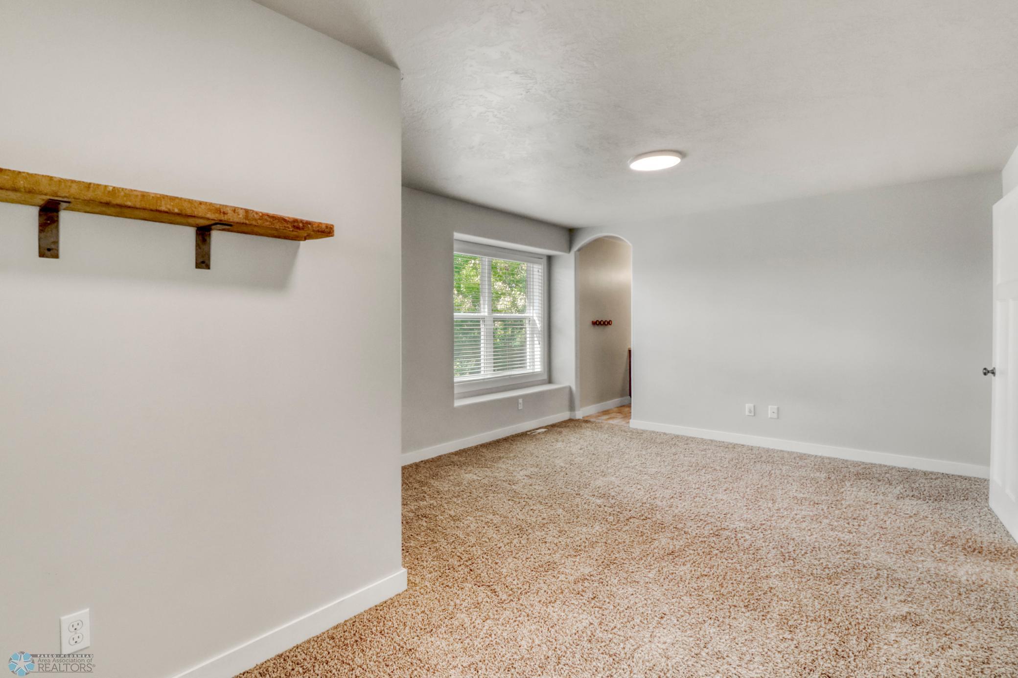 Upstairs Bedroom1_1.JPG