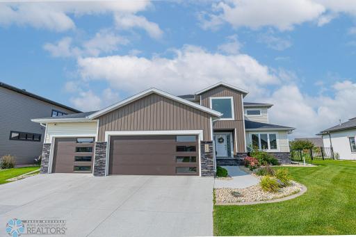 2432 McLeod drive East, West Fargo, ND, 58078-9.jpg