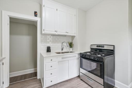 3219 Dupont Avenue N, Minneapolis, MN 55412