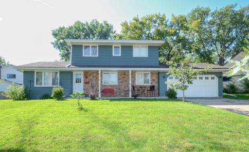 ?? Prime Crystal location—5BR, 4BA, patios, family & amusement rooms, and a private primary suite.