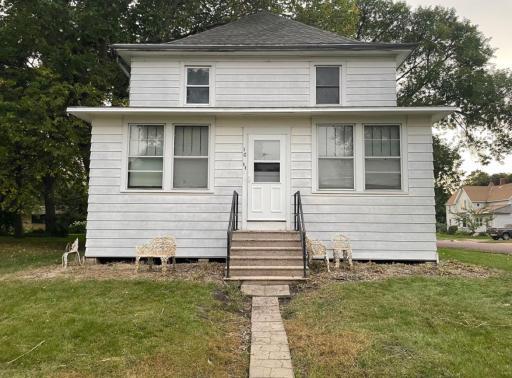 101 Park Street S, Minnesota Lake, MN 56068
