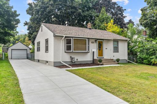 271 English Street, Saint Paul, MN 55106