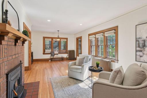 2133 Berkeley Avenue, Saint Paul, MN 55105
