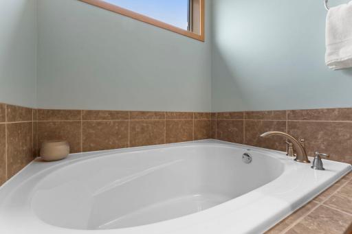 3124 128th Avenue NE, Blaine, MN 55449