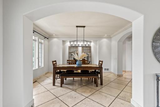 9727 Sky Lane, Eden Prairie, MN 55347