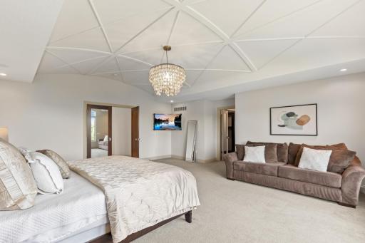 9727 Sky Lane, Eden Prairie, MN 55347