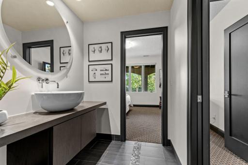 9727 Sky Lane, Eden Prairie, MN 55347