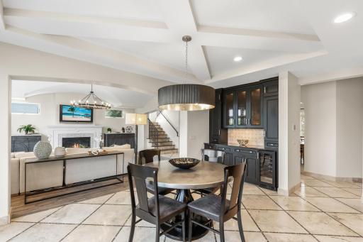 9727 Sky Lane, Eden Prairie, MN 55347