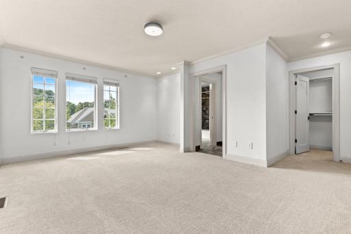 9727 Sky Lane, Eden Prairie, MN 55347