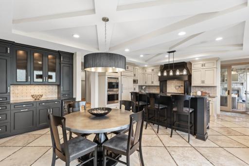 9727 Sky Lane, Eden Prairie, MN 55347