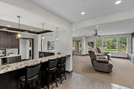 9727 Sky Lane, Eden Prairie, MN 55347