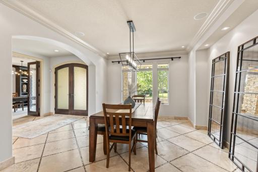 9727 Sky Lane, Eden Prairie, MN 55347