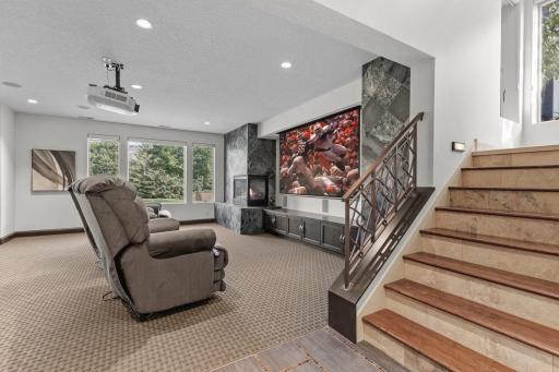 9727 Sky Lane, Eden Prairie, MN 55347