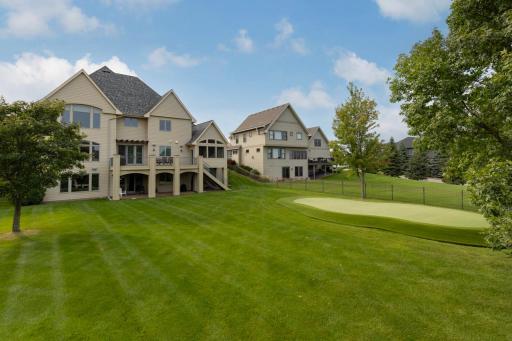 9727 Sky Lane, Eden Prairie, MN 55347