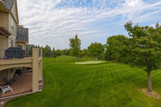 9727 Sky Lane, Eden Prairie, MN 55347
