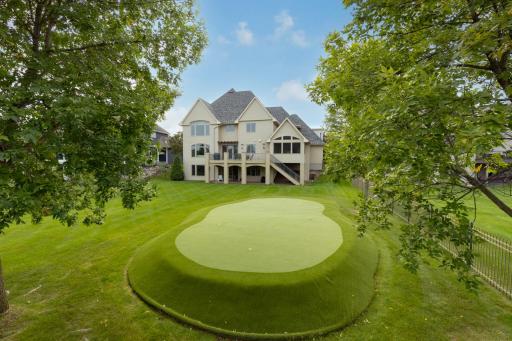 9727 Sky Lane, Eden Prairie, MN 55347