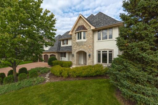 9727 Sky Lane, Eden Prairie, MN 55347