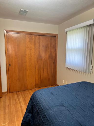 537 E Ronning Avenue, Appleton, MN 56208