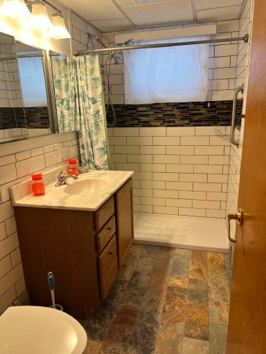 537 E Ronning Avenue, Appleton, MN 56208