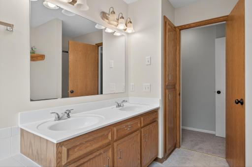 7378 Joliet Avenue S, Cottage Grove, MN 55016