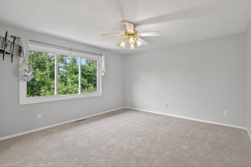 7378 Joliet Avenue S, Cottage Grove, MN 55016